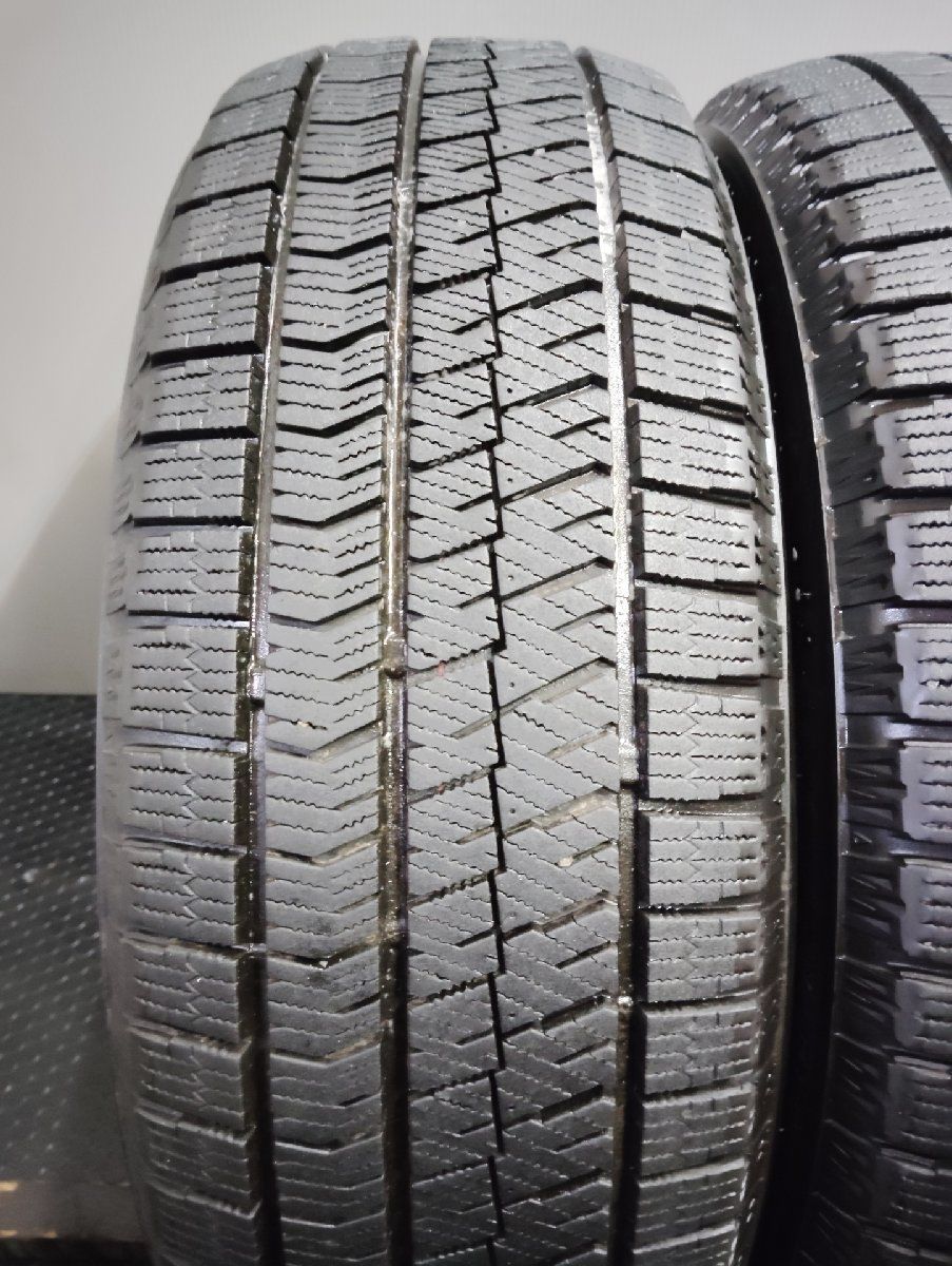 バリ溝 アルファード ヴェルファイア 215/60R17 スタッドレス