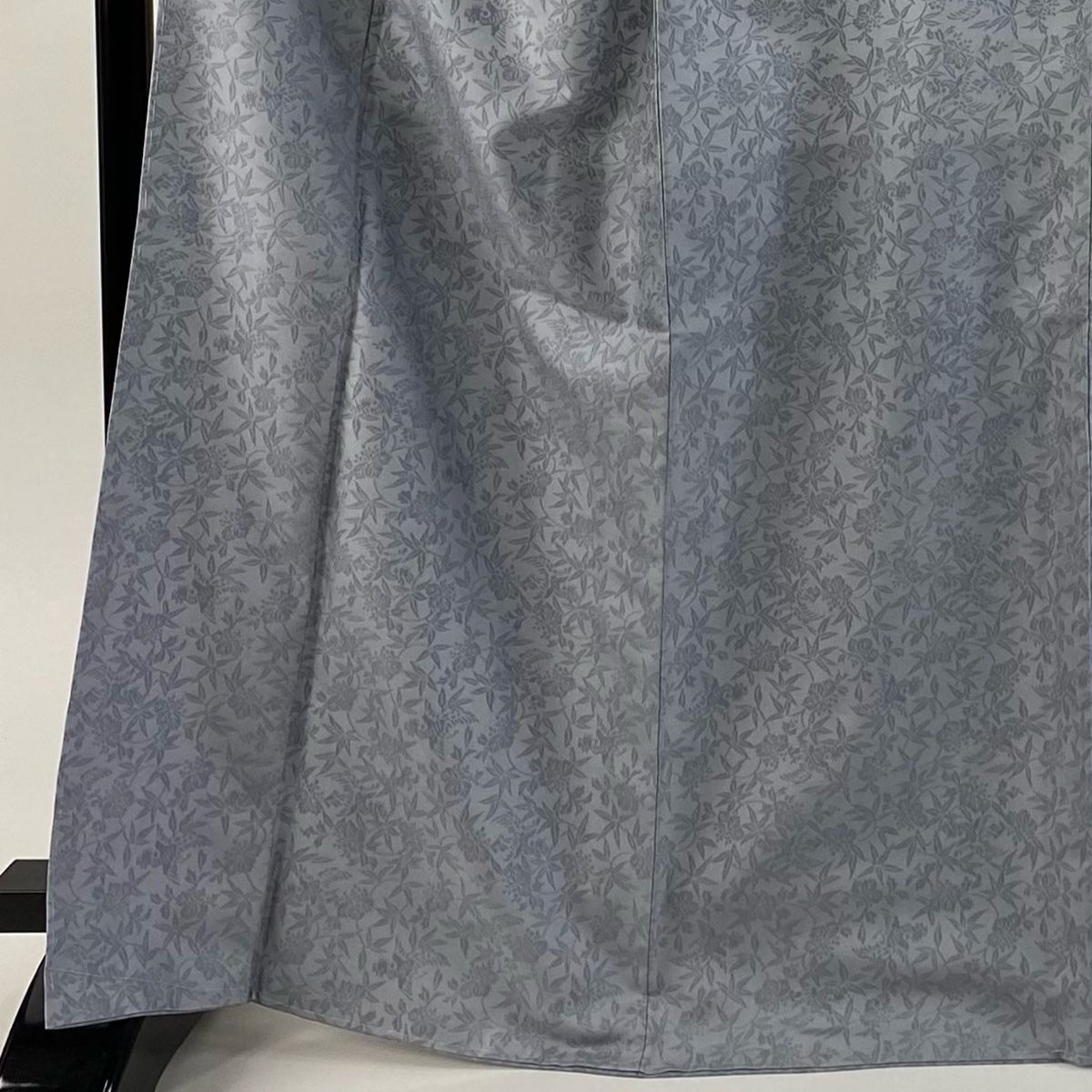 色無地 身丈167cm 裄丈67cm M 袷 地紋 花鳥 青灰色 正絹 名品 一つ紋