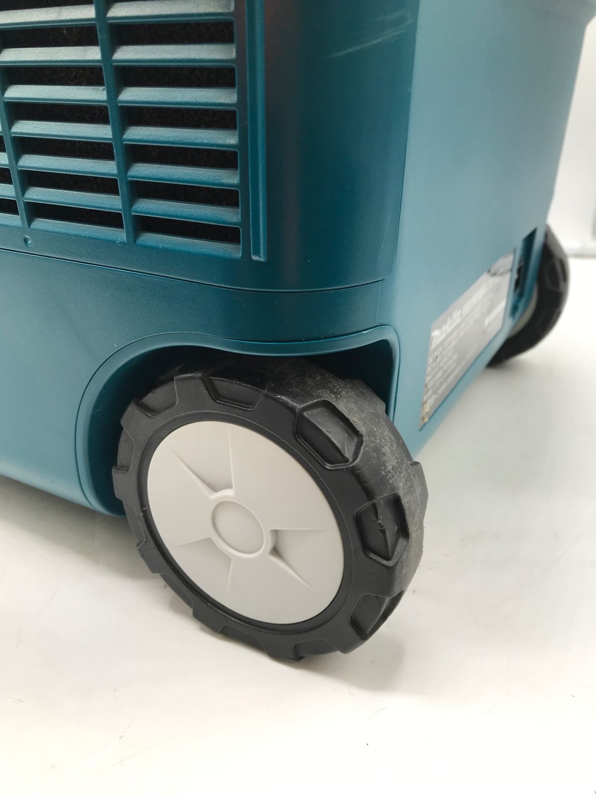 中古GOTURE ポータブル冷凍冷蔵庫 28L GOTURE ポータブル冷蔵庫 12V