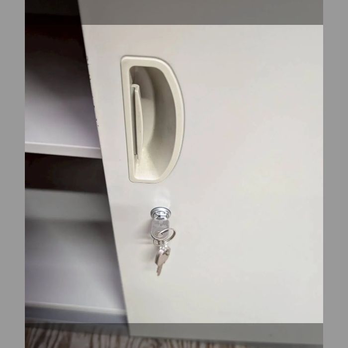 姫路引取 スチール棚 H80cm×D45cm×H95cm 鍵付き 書類棚 収納 本棚 2504 WWW_KANDAIZUMI_COM