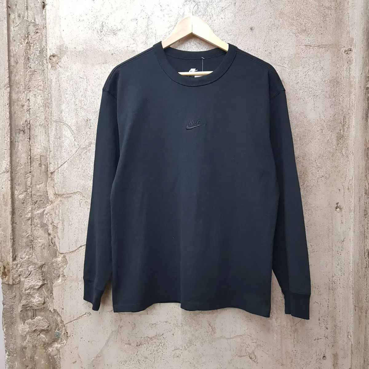 【雷市場（ポンジャン）商品韓国直送】 Nike(ナイキ） ルーズフィット 長袖 Tシャツ L