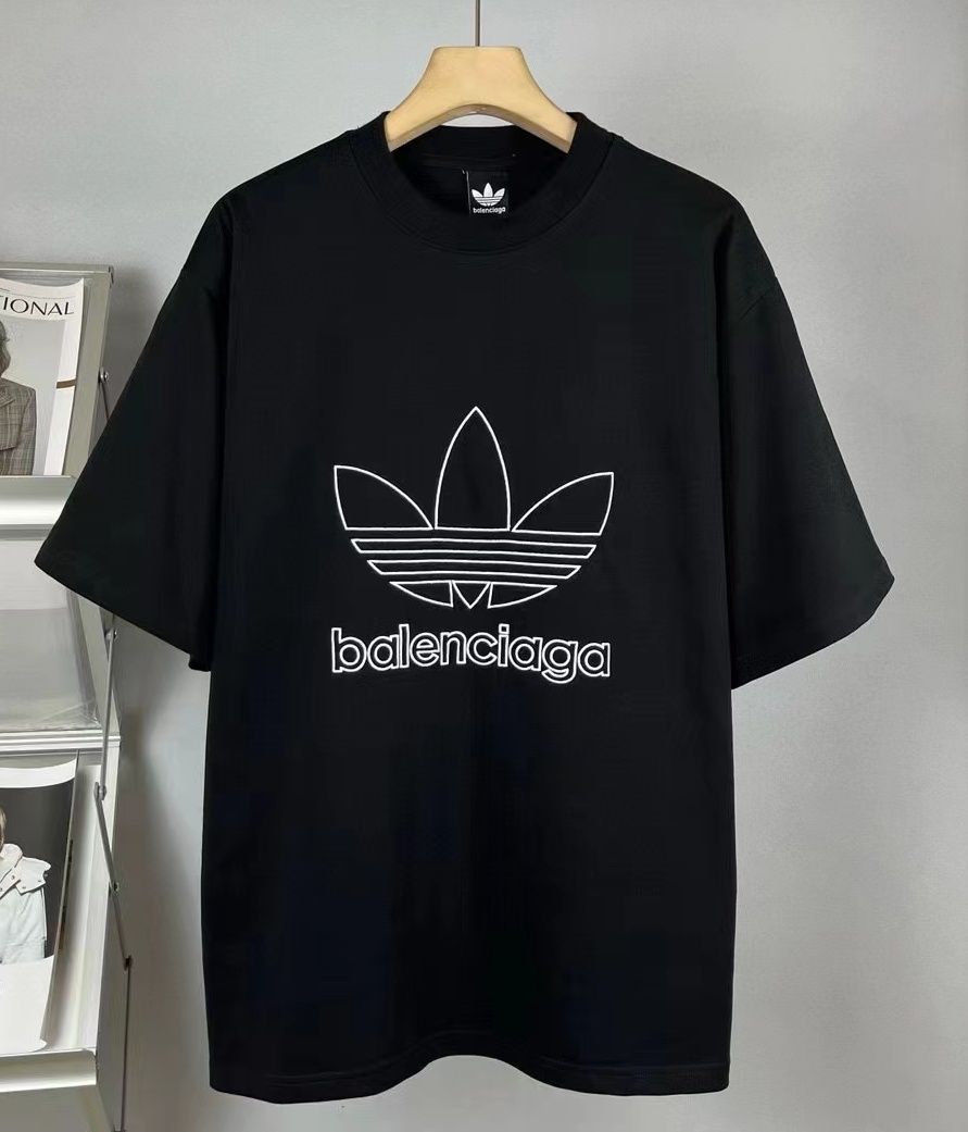 adidas x Balenciaga - Logo Print T-Shirt in Black