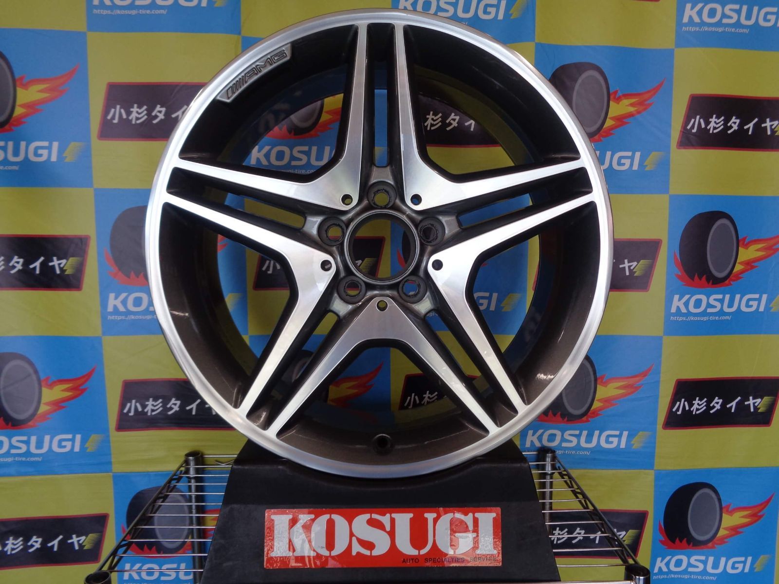 メルセデスベンツ Aクラス W176 AMG 純正 ホイール 4本セット 7.5J-18 5H112 52 傷修正有 W177 神奈川県