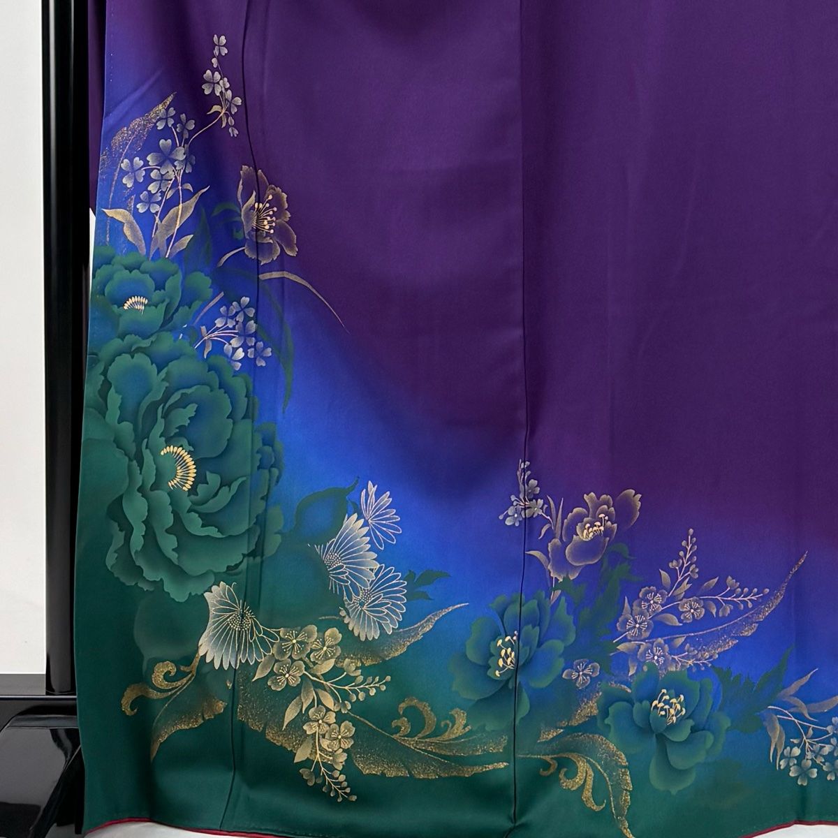 振袖 身丈169.5cm 裄丈69.5cm L 袷 牡丹 草花 金彩 染め分け 紫 正絹 秀品