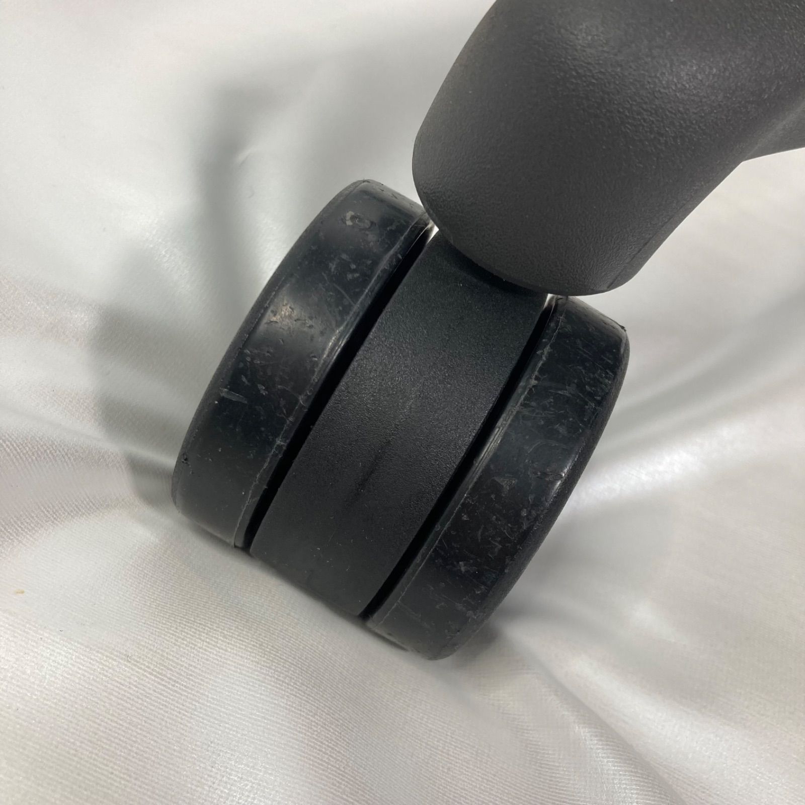 アーロンチェア サイズB