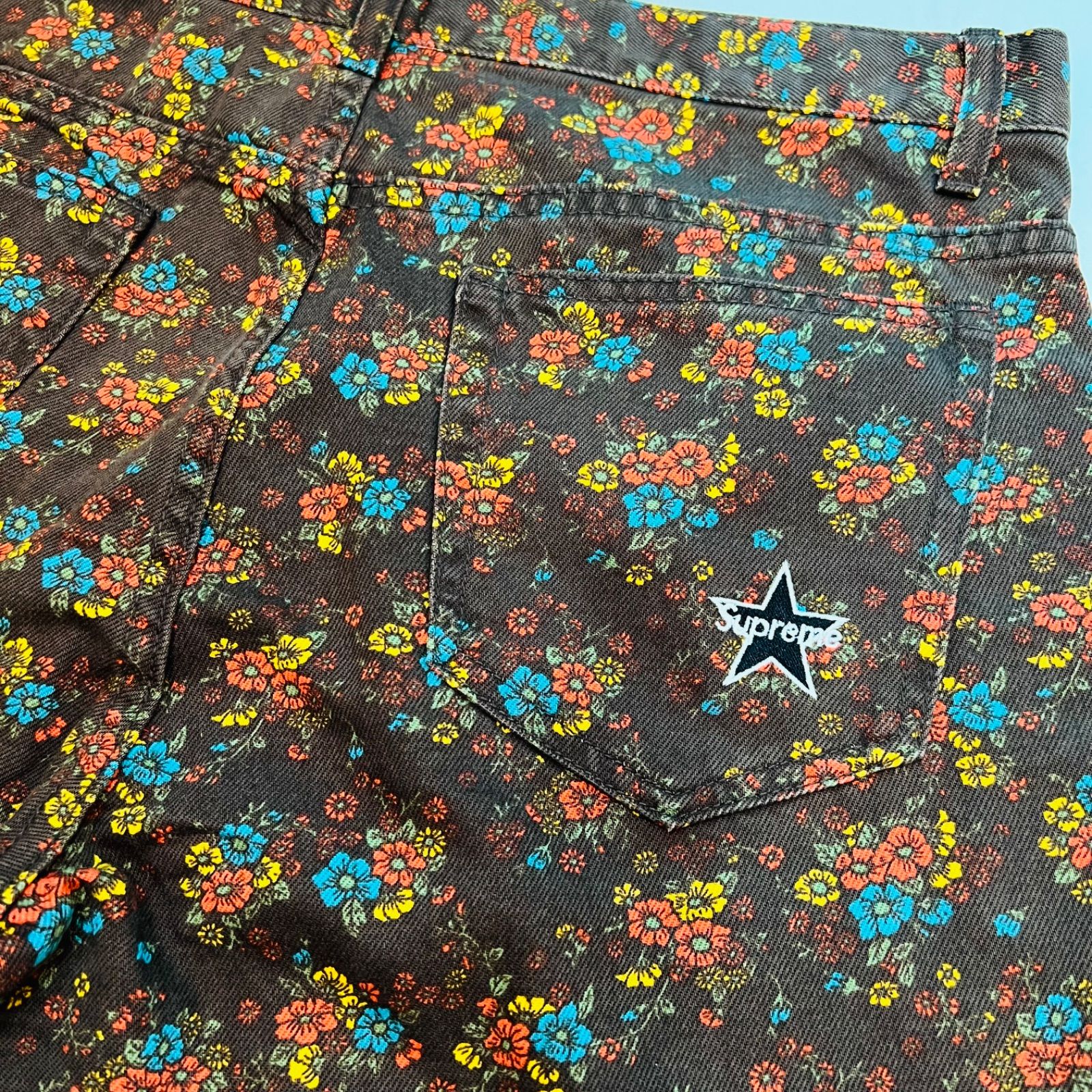 未使用 】Supreme Regular Jean Flowers 22SS 32インチ - メルカリ