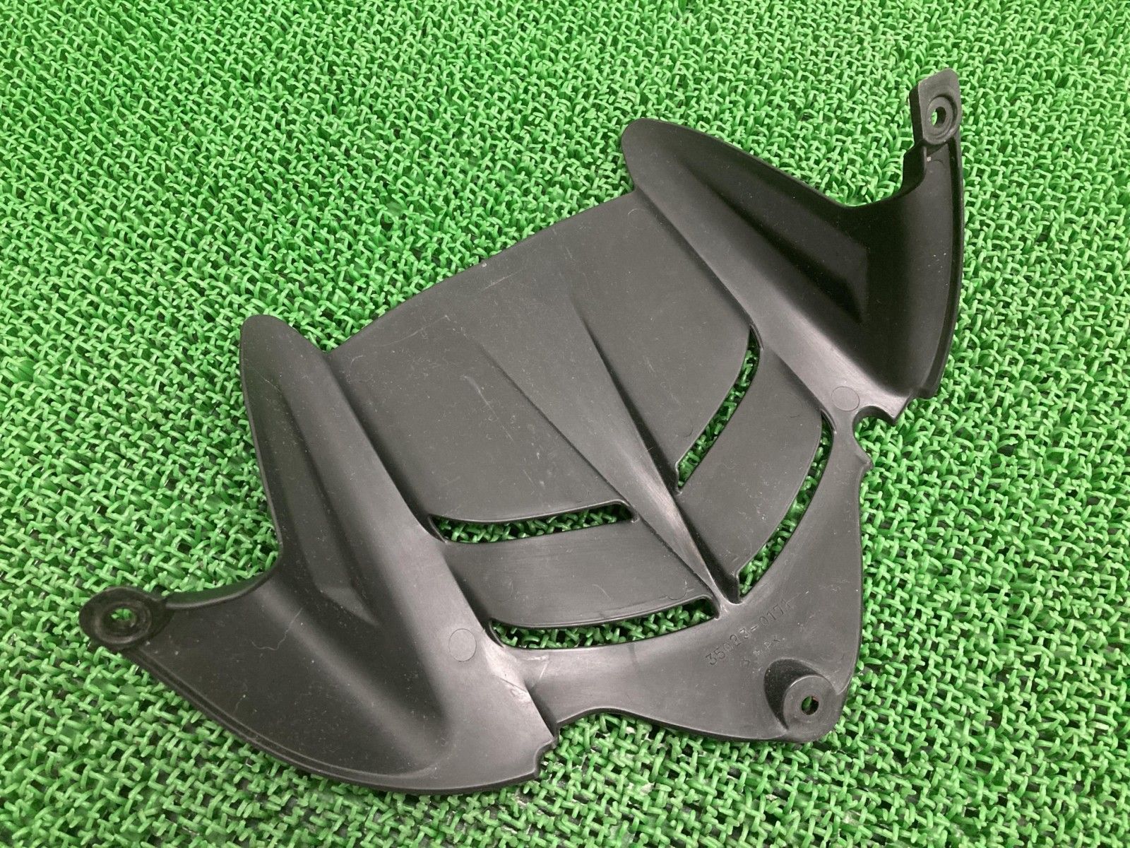 ZRX400 リアフェンダー 35023-1546 カワサキ 純正 中古 ZR400E
