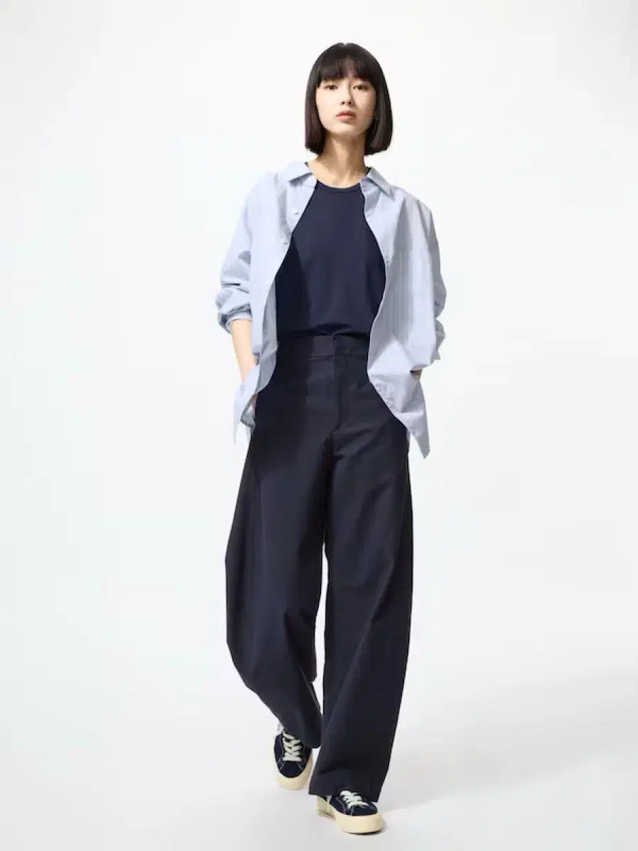 UNIQLO ユニクロ ローライズレッグパンツ ネイビー S