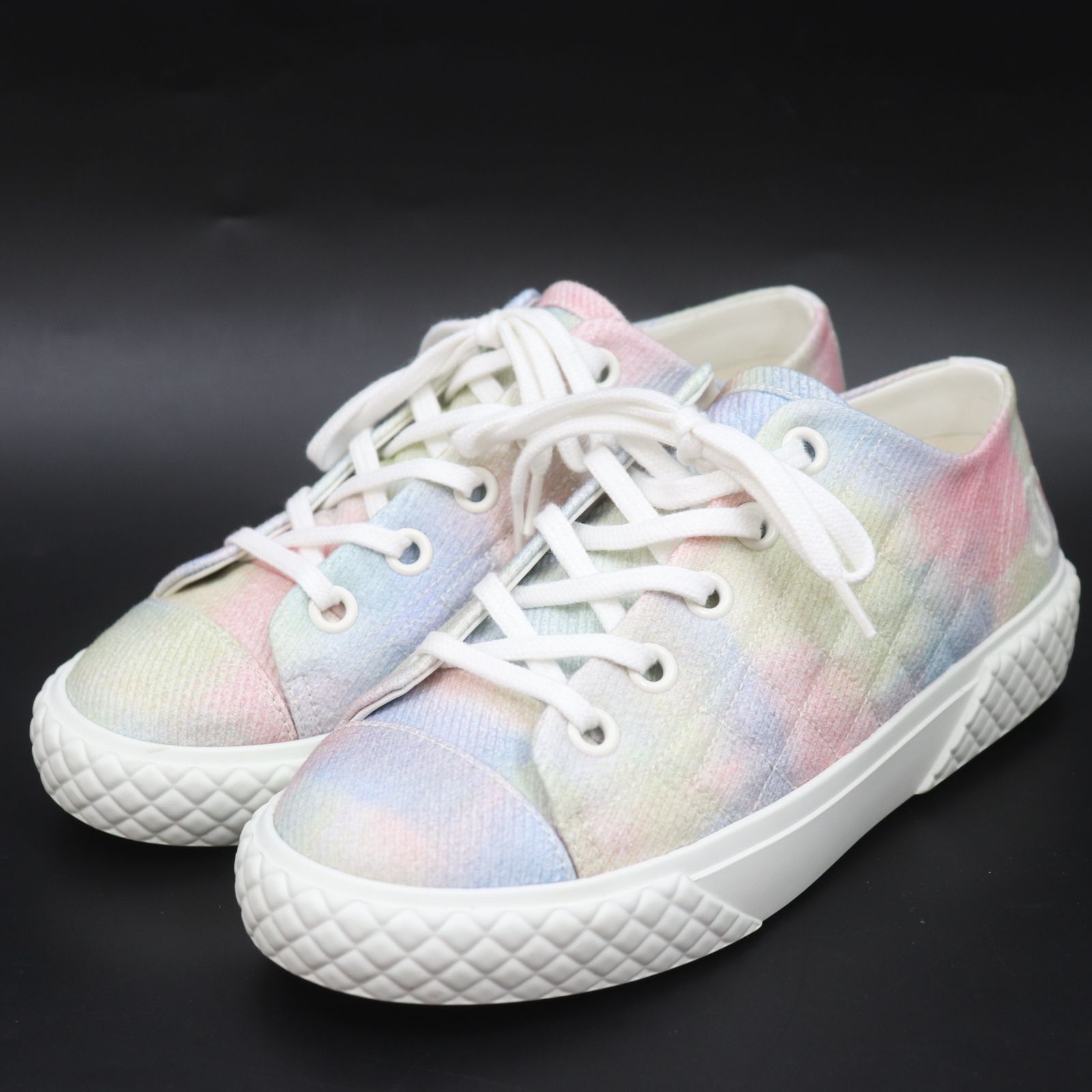 ITCDYTB5VEG8 美品 CHANEL シャネル スニーカー パステル マルチカラー 