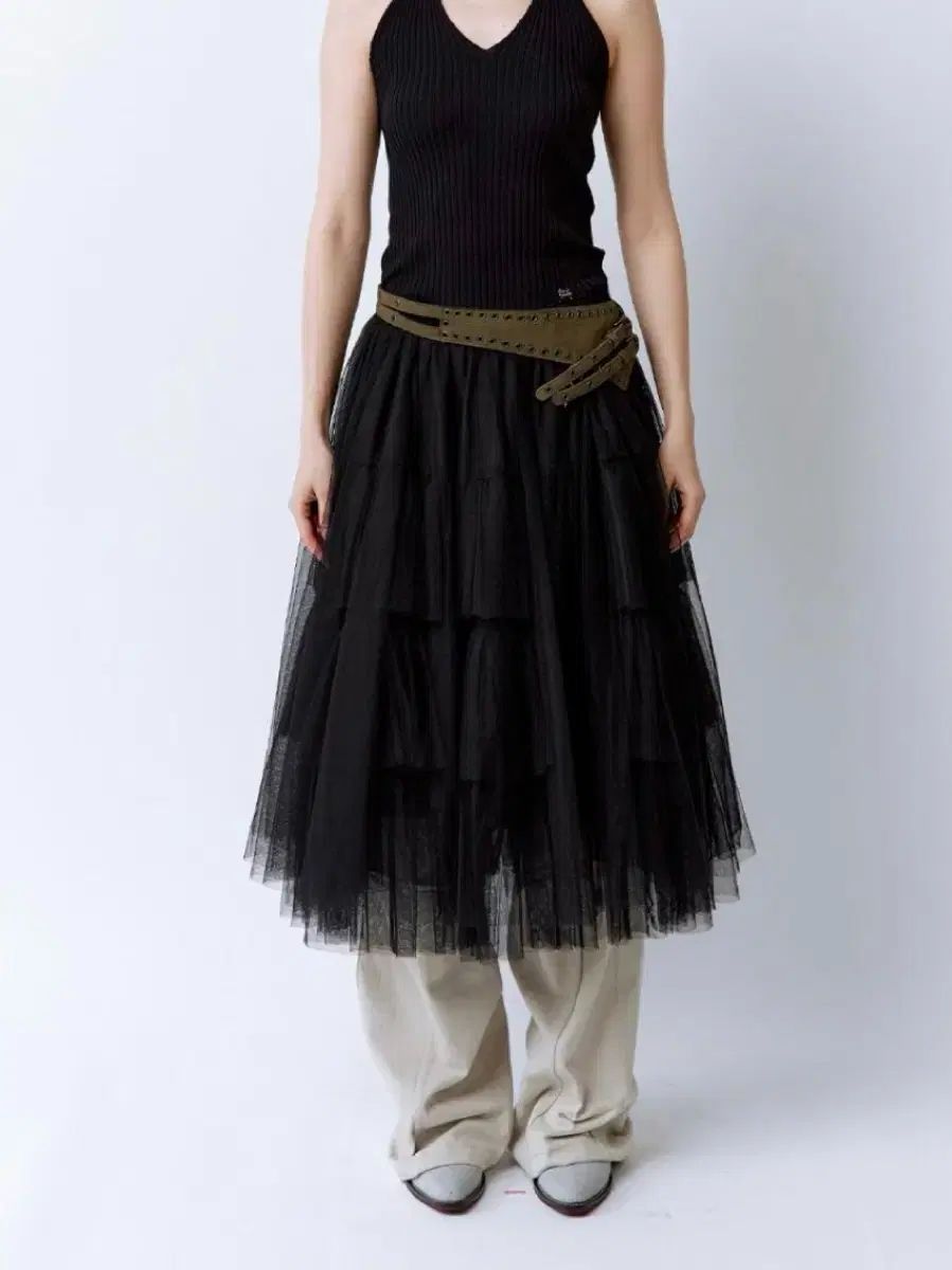 ラフネック ボリューム チュール スカート 黒