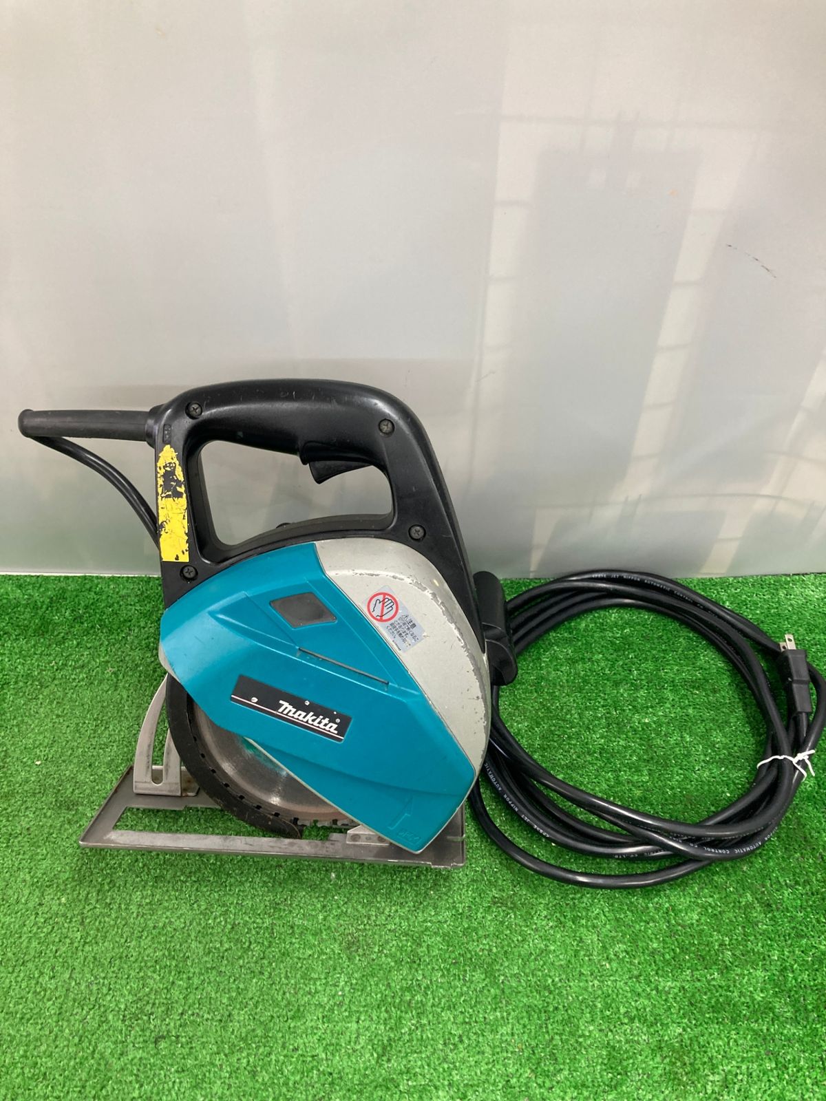 【中古品】【0922】★makita(マキタ) 185㎜チップソーカッタ 4130N　ITJW416W90ES