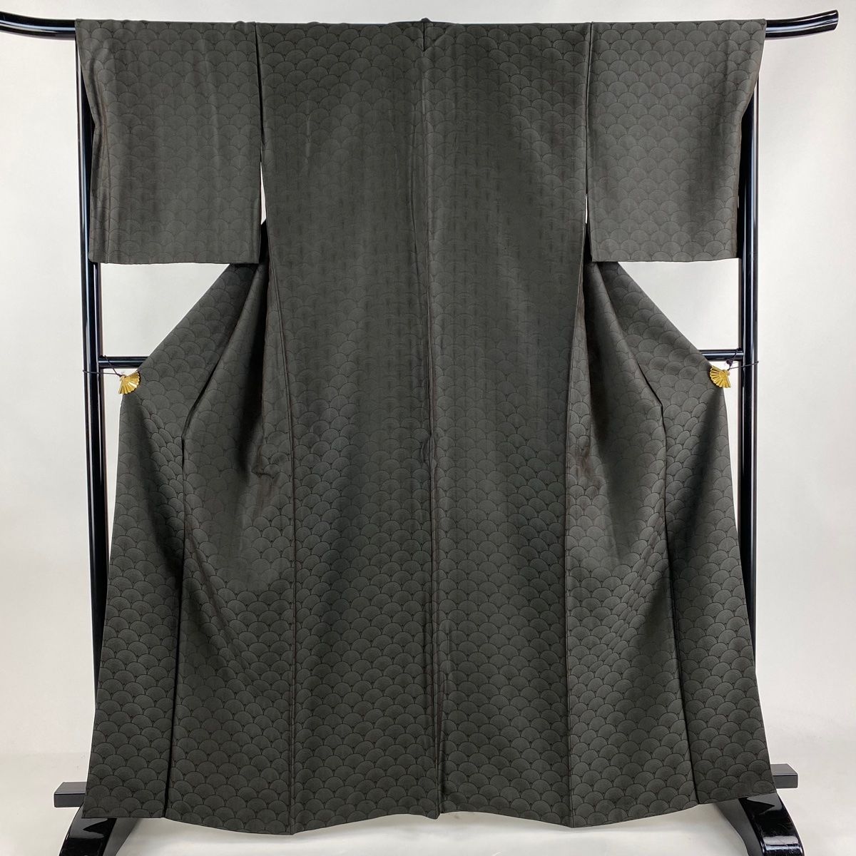 小紋 身丈162.5cm 裄丈67.5cm L 袷 青海波 墨色 正絹 秀品
