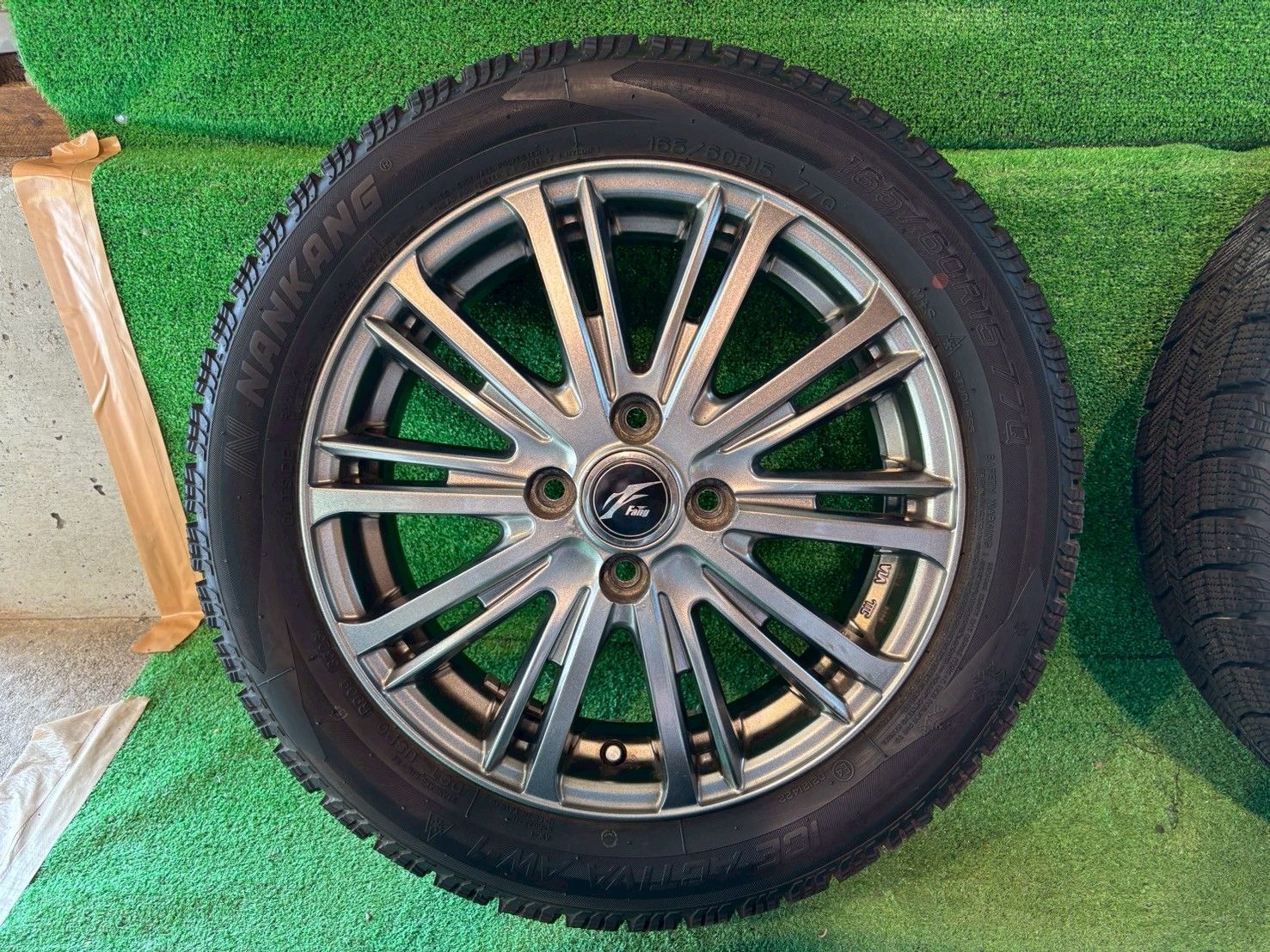 スズキ ハスラー MR41S スタッドレスタイヤホイールセット 165 60R15 み