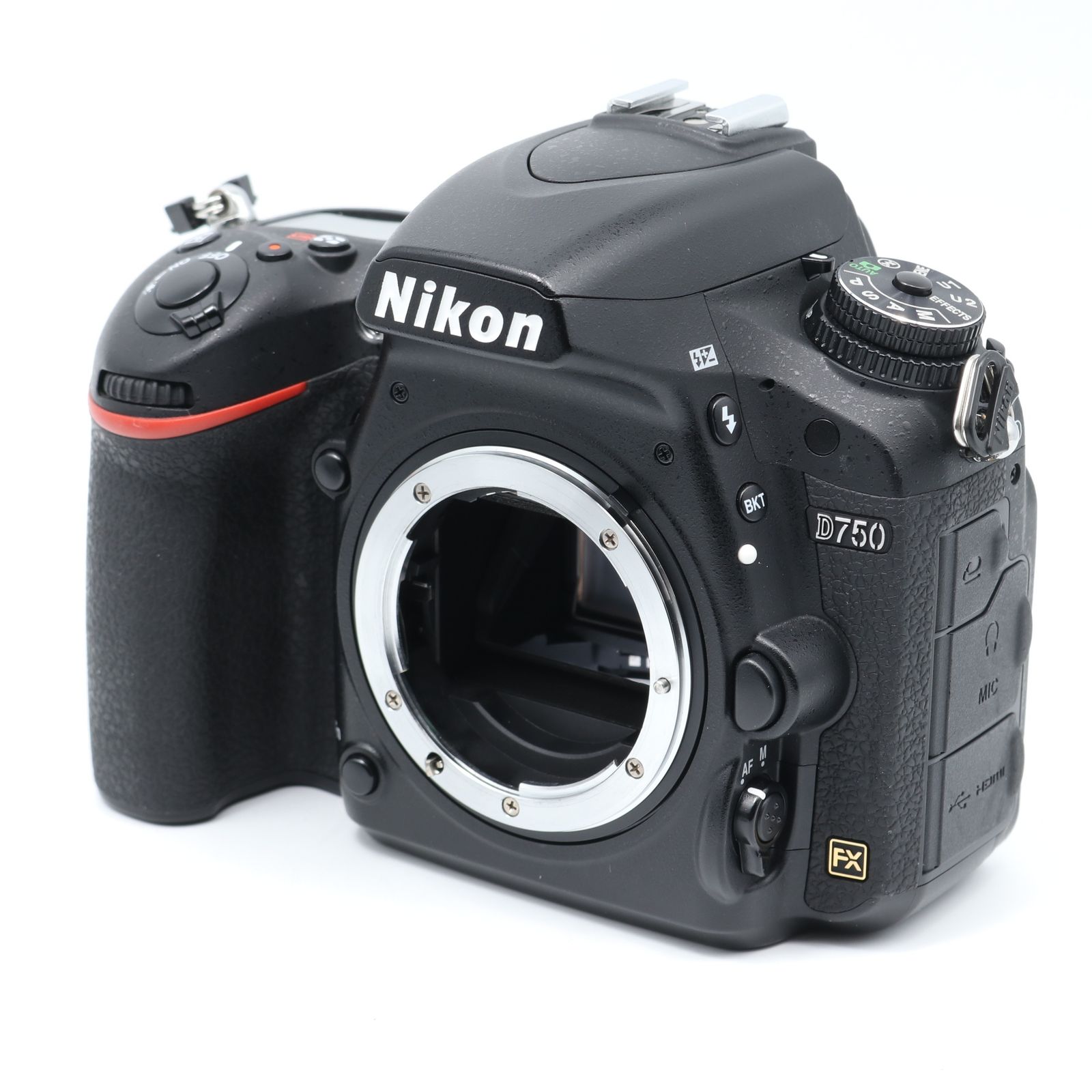 Nikon D750 ボディ（シャッター回数6,000回以下／美品） 美品】Nikon デジタル一眼レフカメラ D750 ボディ(シャッター回数