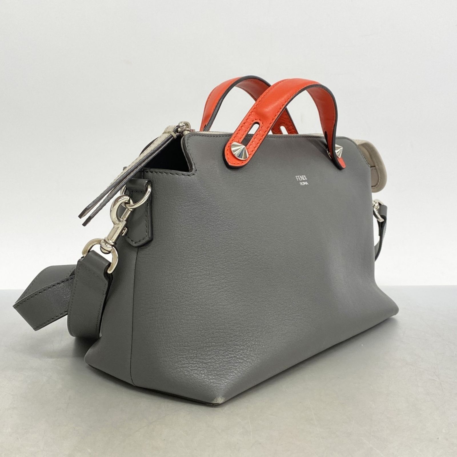 フェンディ レザー\"Compact\" メッセンジャーバッグ グレー フェンディ(Fendi) フェンディ ショルダーバッグ バイザウェイ