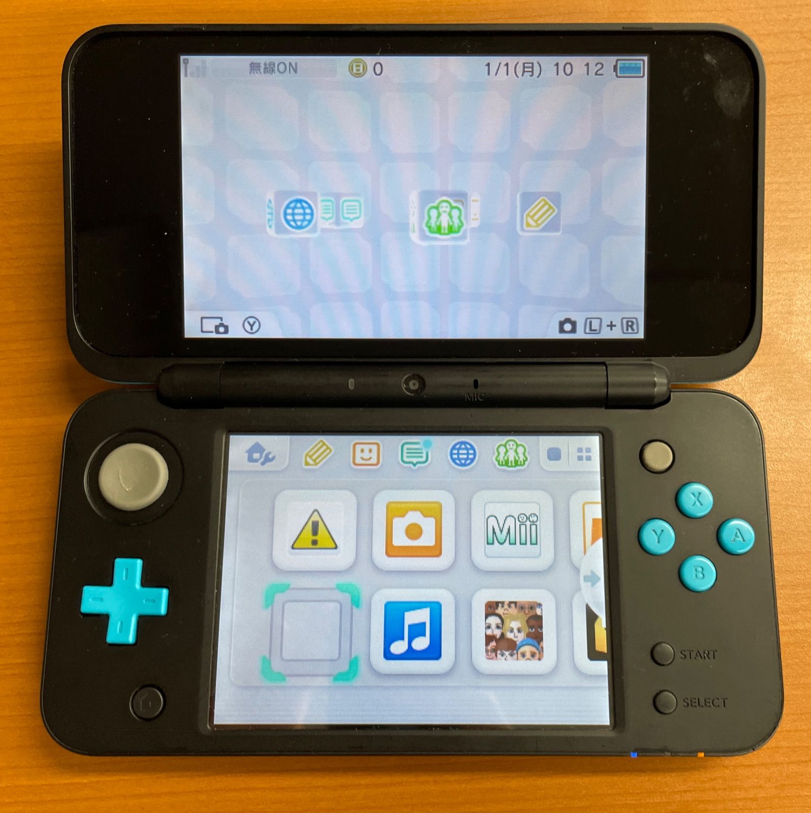 Nintendo 2DS LL 本体 ブラック×ターコイズ 動作確認済み 本体 Nintendo 2DS LL 本体 ブラック×ターコイズ 動作確認済み 本体