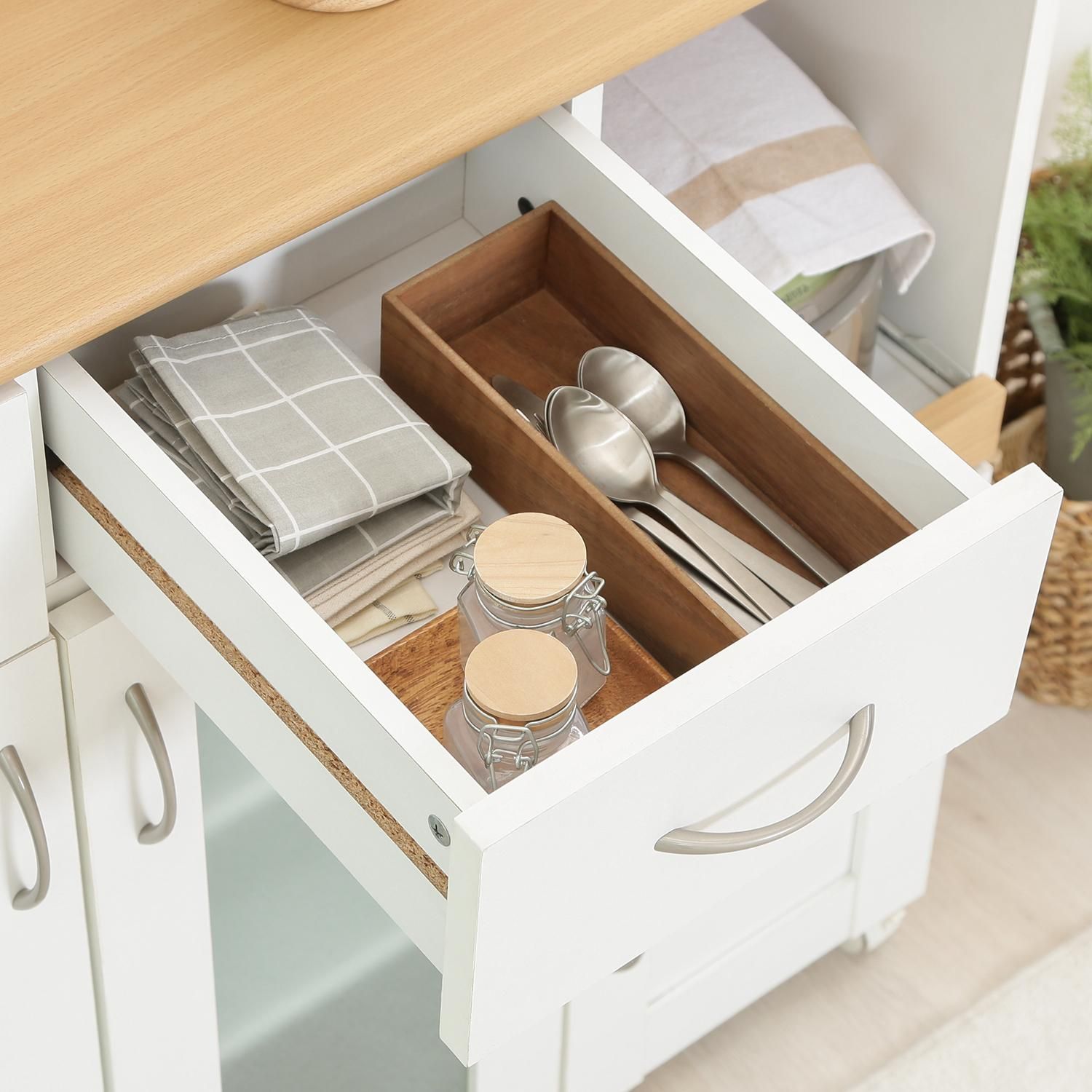 キッチンボード