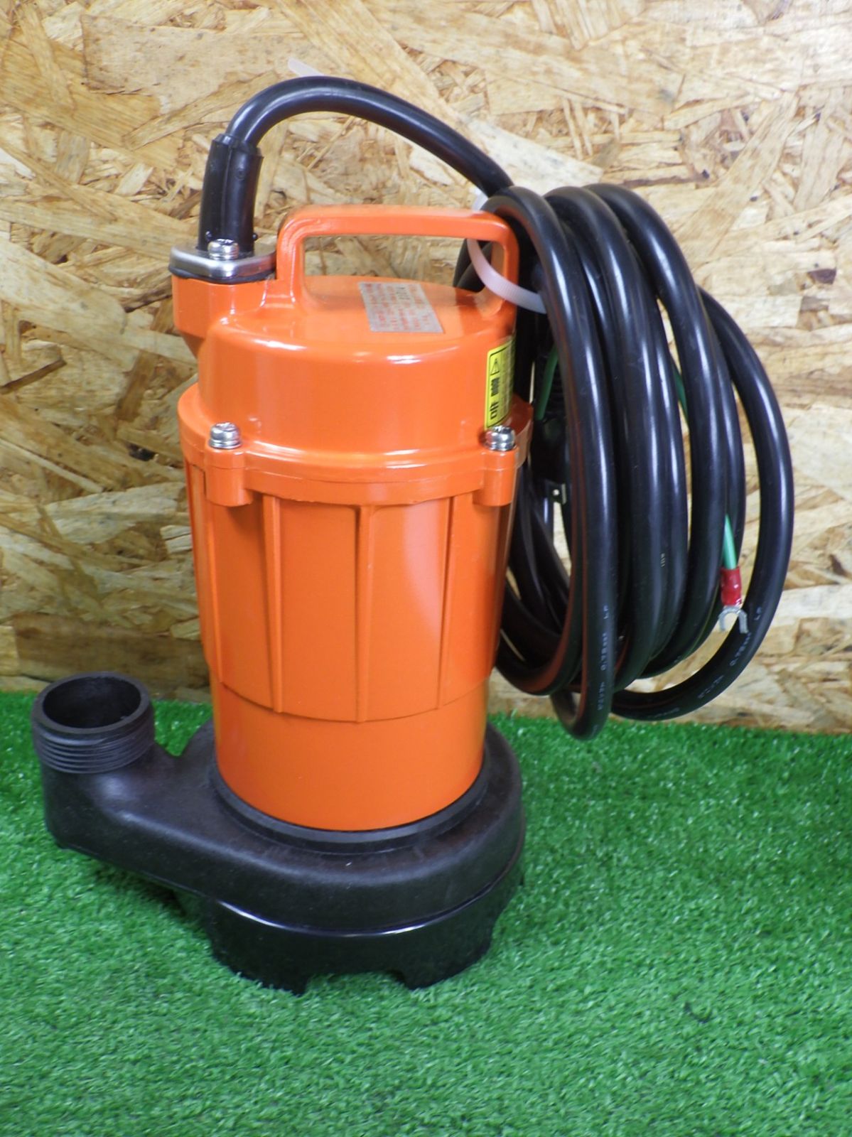 長期保管品 テラダ 水中ポンプ SG-150C 汚水用 口径32mm 全揚程15mm 非自動 60Hz 寺田ポンプ 多少の汚れあり 扱い