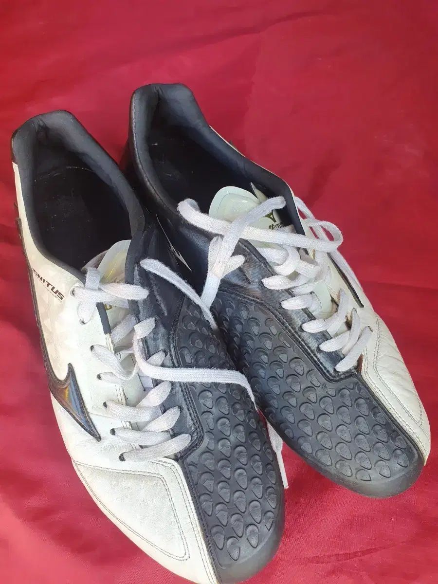 Mizuno イグニタス　サッカーシューズ JP 26.5 オレンジ/シルバー ミズノ イグニタス Mizuno イグニタス サッカーシューズ JP 26.5