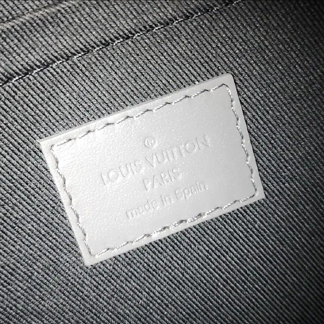 Vuitton ルイヴィトン