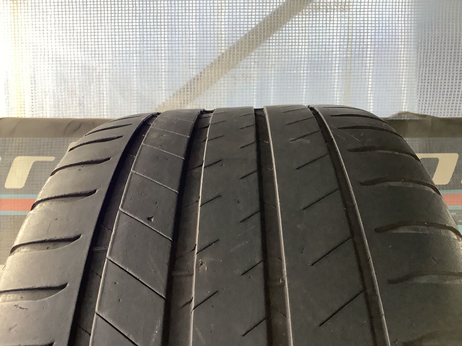 超大幅値下げ!! [送料込み] 295/35R21 107Y 2021年製 MICHELIN