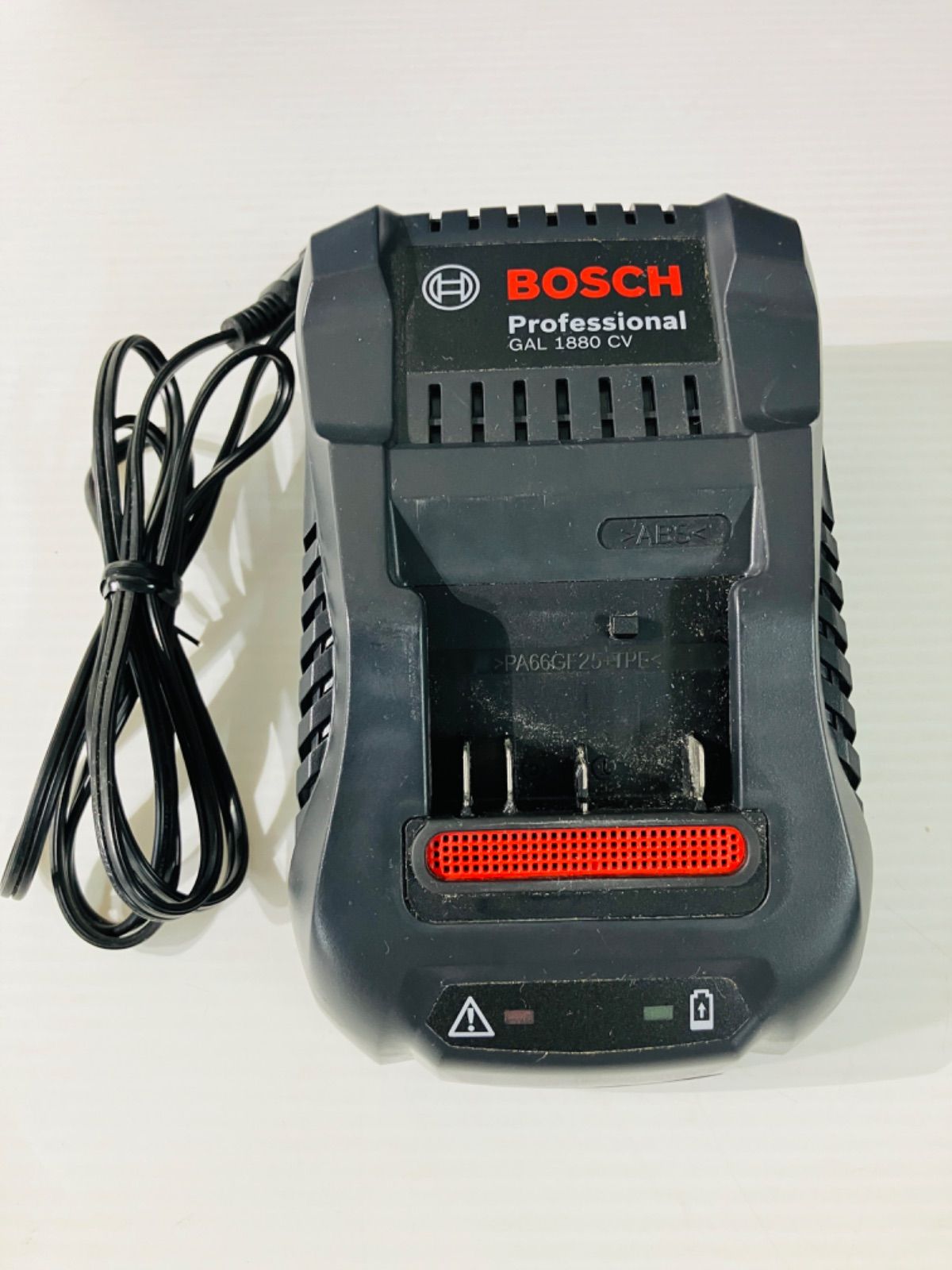 ★ 最終大幅お値下げ　BOSCH  ボッシュ   充電式インパクトドライバー&充電器 GDR 18V-LI&GAL 1880 CV  お仕事　職人 DIY   ボッシュ株式会社　現状品　3.33kg　★