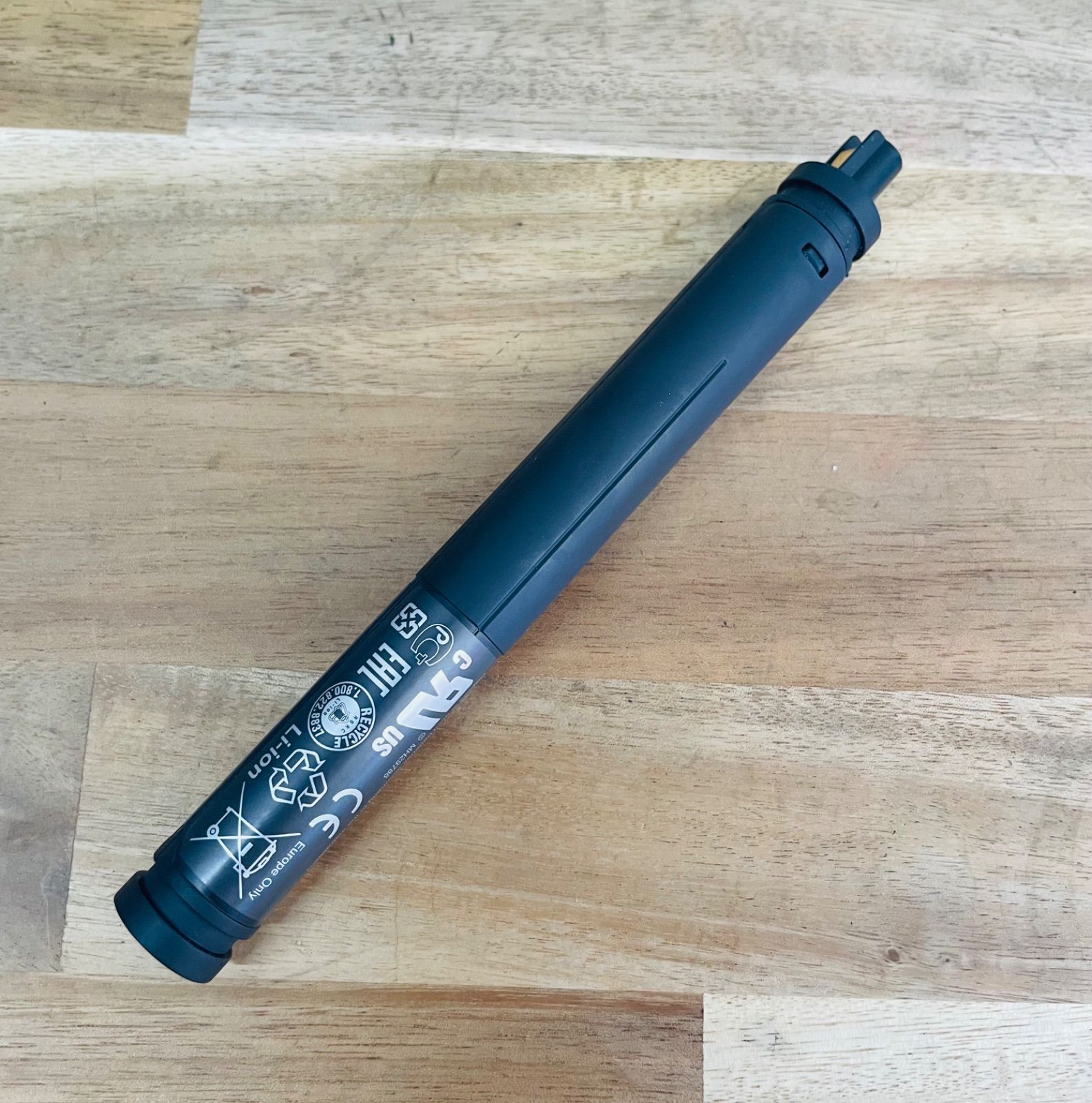 シマノ　BT-DN110 シマノ　内装バッテリー シマノ DI2 BT-DN110-A ビルトインタイプ（内蔵式）バッテリー