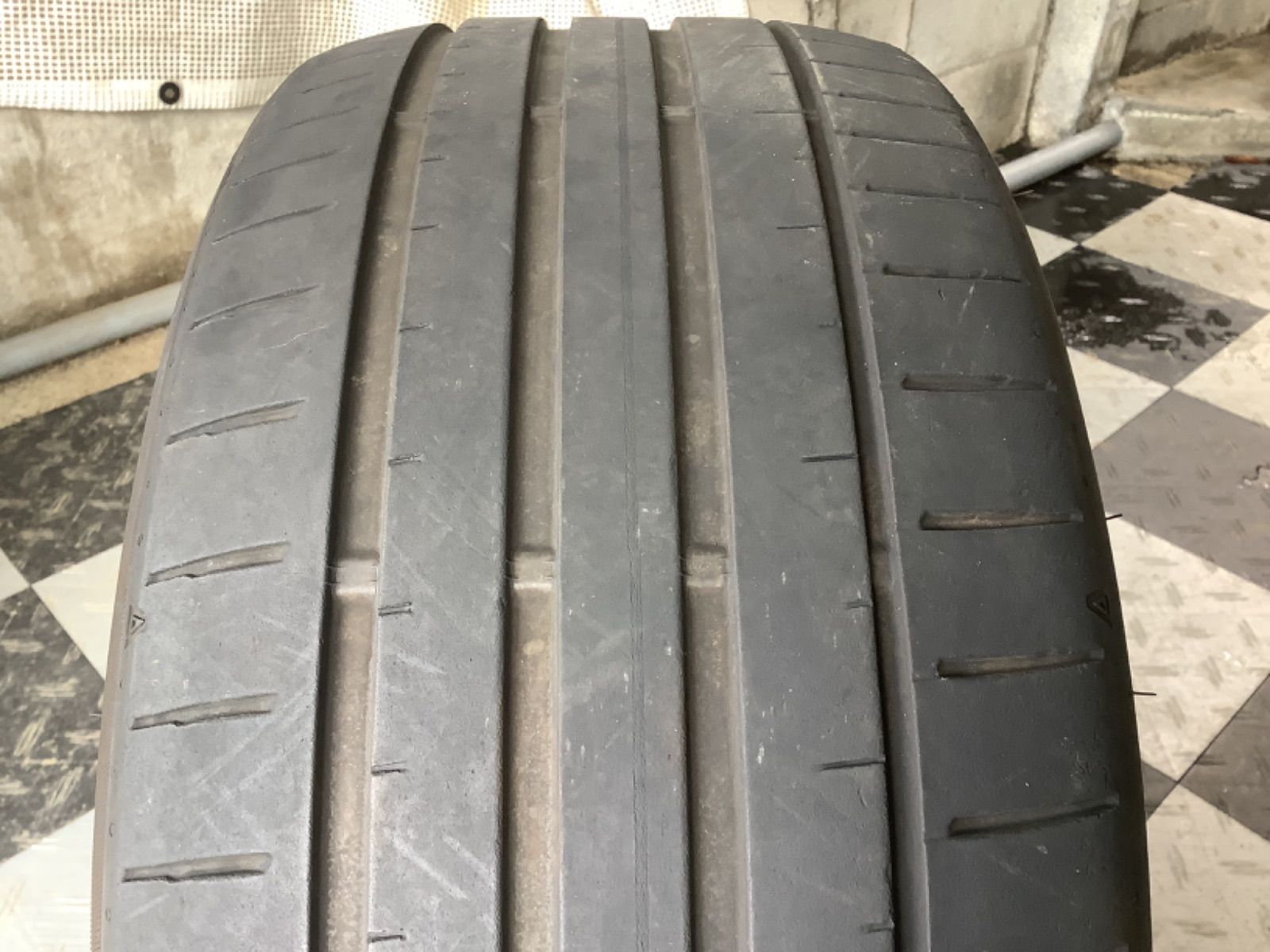 送料込み］235/40R18 FALKEN AZENIS FK520L ファルケン アゼニス