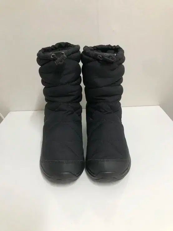 240サイズ THE NORTH FACE ザノースフェイス 正規品 グースダウン ダウンブーツ