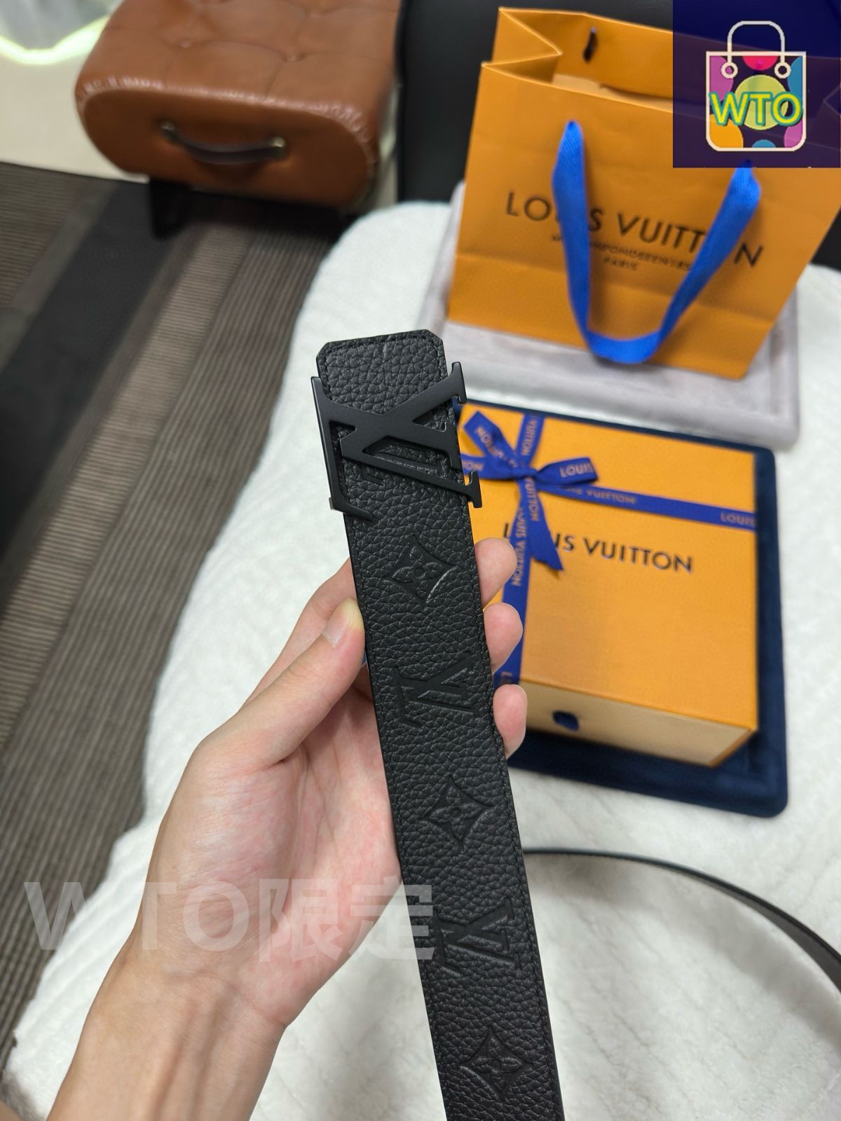今日特価】Louis Vuitton リッチトゴレザーダブルフェイスベルト