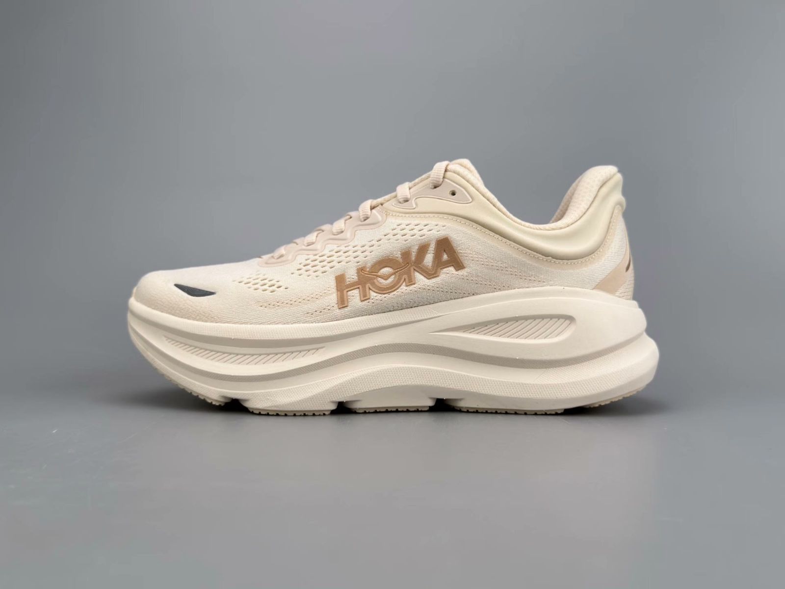 HOKA ONE ONE ホカ オネオネ ボンダイ 9 Bondi 9 Oatmeal OatMilk ランニングシューズ ジョギングシューズ スニーカー スポーツ