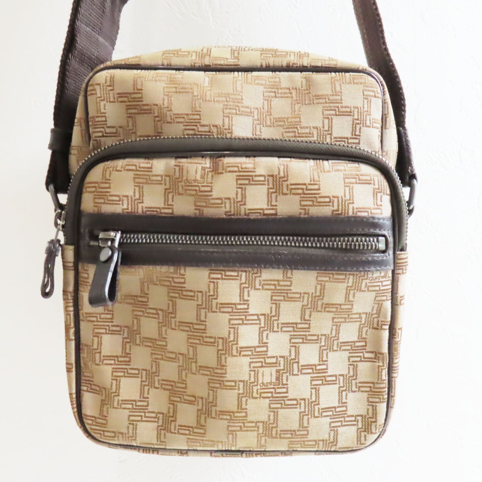 Dunhill ダンヒルディーエイト キャンバス レザー ショルダーバッグ dunhillダンヒル ショルダーバッグ ディーエイト キャンバス レザー