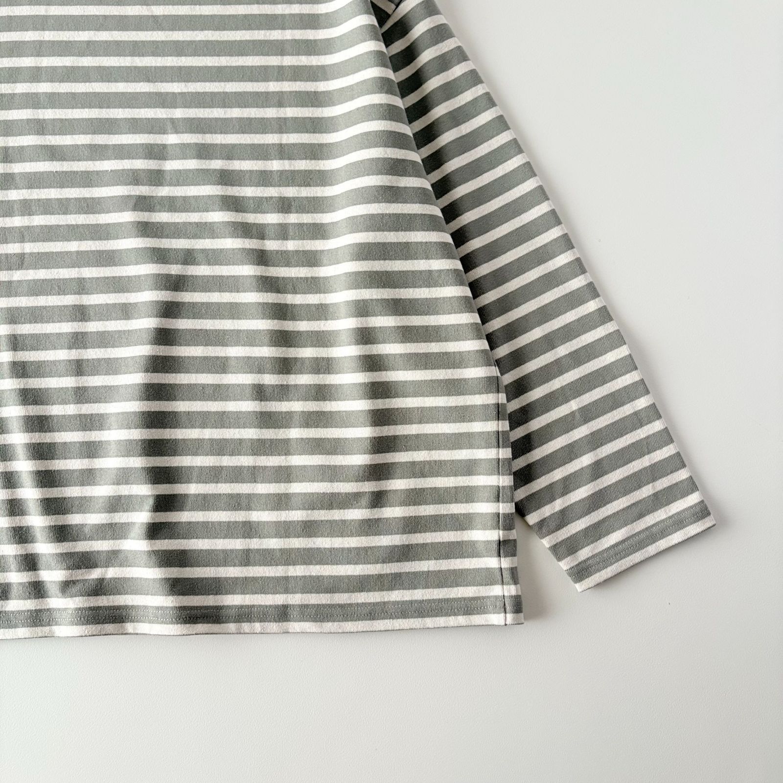 ボーダー ワイドプルオーバー