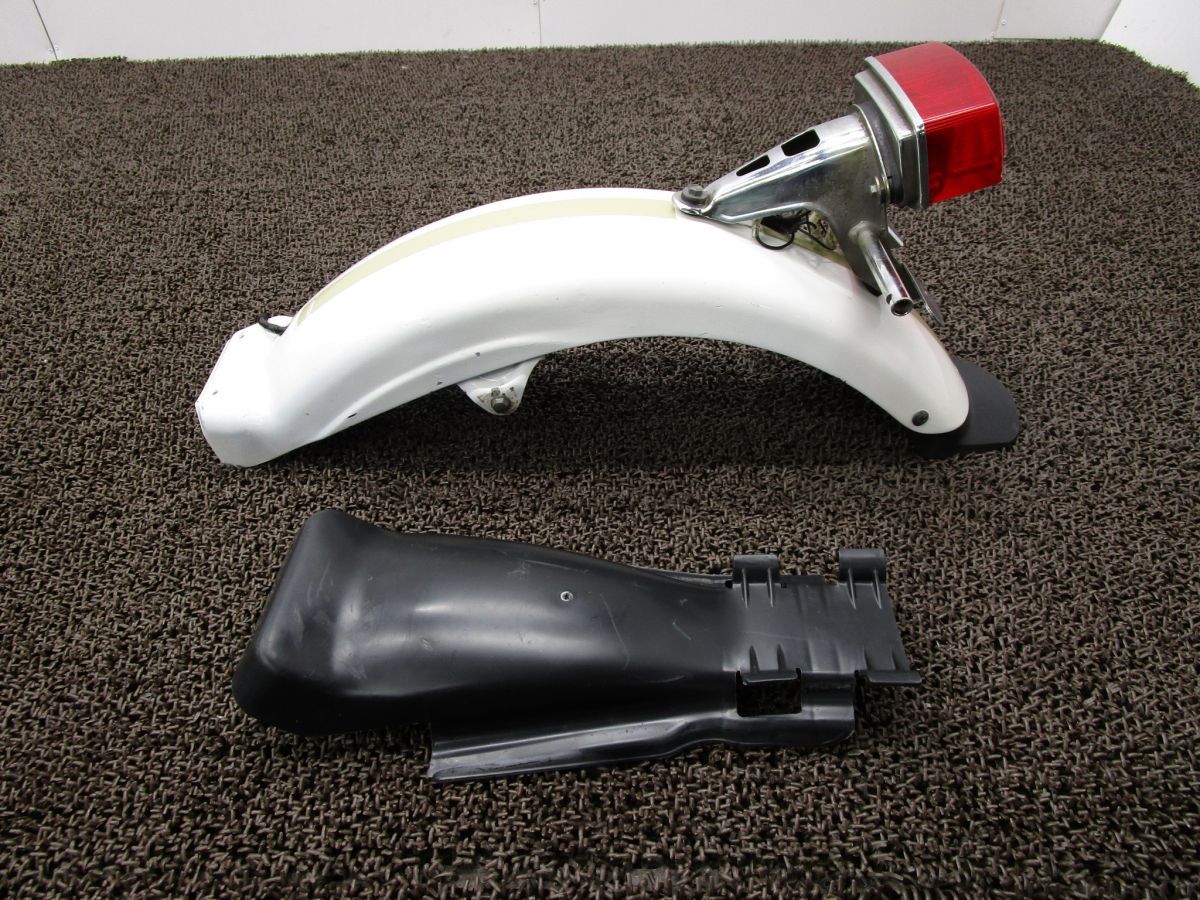 リアフェンダー