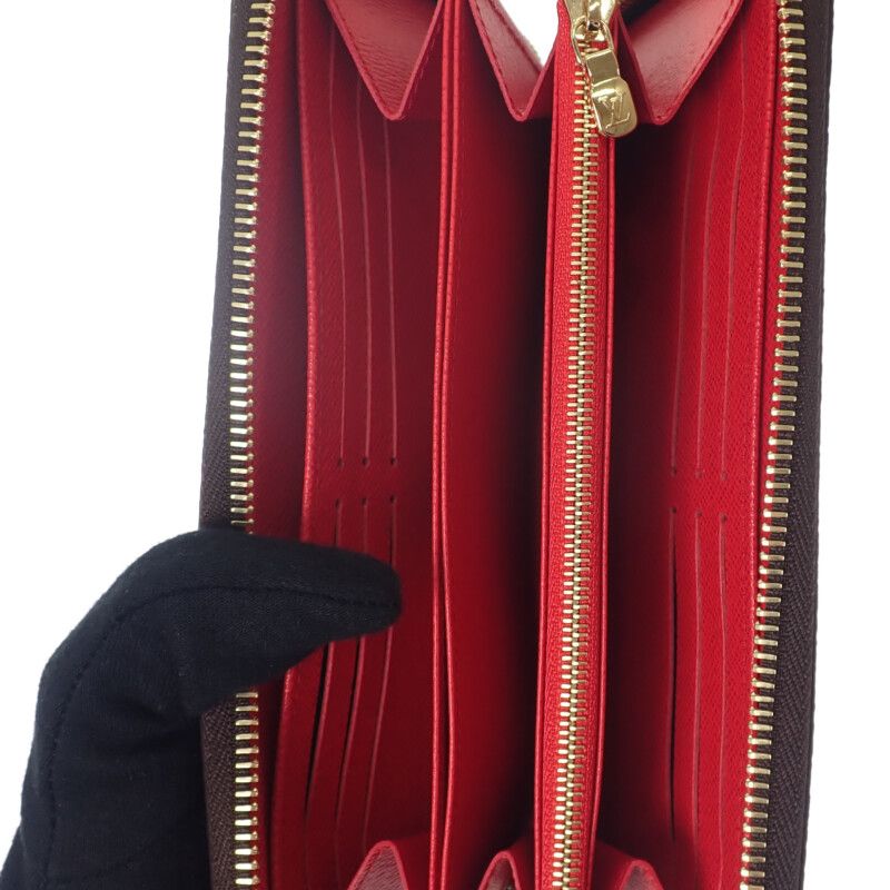 ルイヴィトン LOUIS VUITTON ジッピー・ウォレット ラウンド財布  