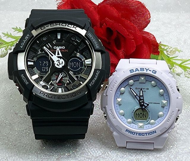 恋人たちのGショックペアウォッチ G-SHOCK BABY-G ペア腕時計 カシオ 2本セット  アナデジ GA-200-1AJF BGA-320FH-4AJF ラッピング無料 メッセージカード手書きします   夫婦 カップル