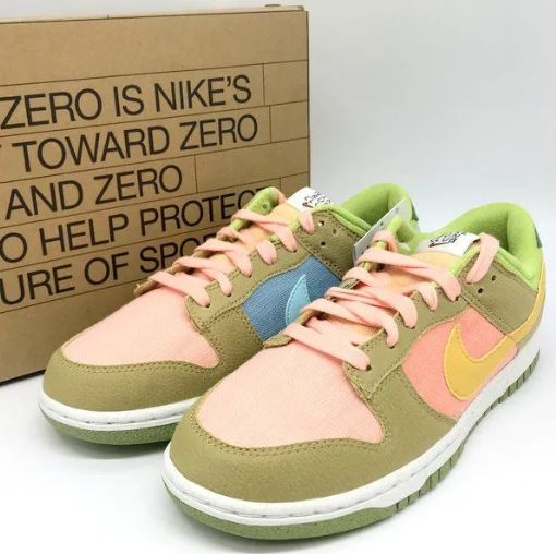 NIKE ナイキDUNK LOW SE SUN CLUB ダンク サンクラブ スニーカー