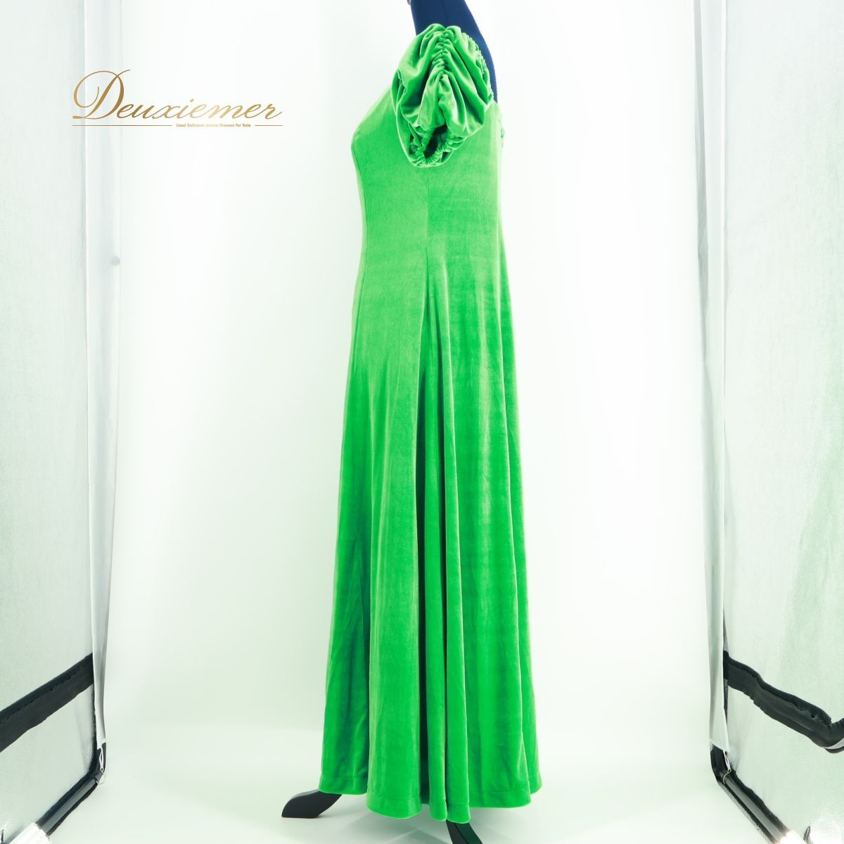 uino!☆ハワイ発ブランドダークグリーンのフラダンス用ベロアドレス uino!☆ハワイ発ブランドダークグリーンのフラダンス用ベロアドレス