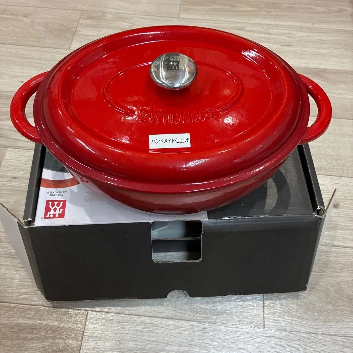 新品未使用　ZWILLNG J.A. Henckels 鋳物ホーロー鍋　29cm 新品未使用 ZWILLNG J.A. Henckels 鋳物ホーロー鍋 29cm - メルカリ