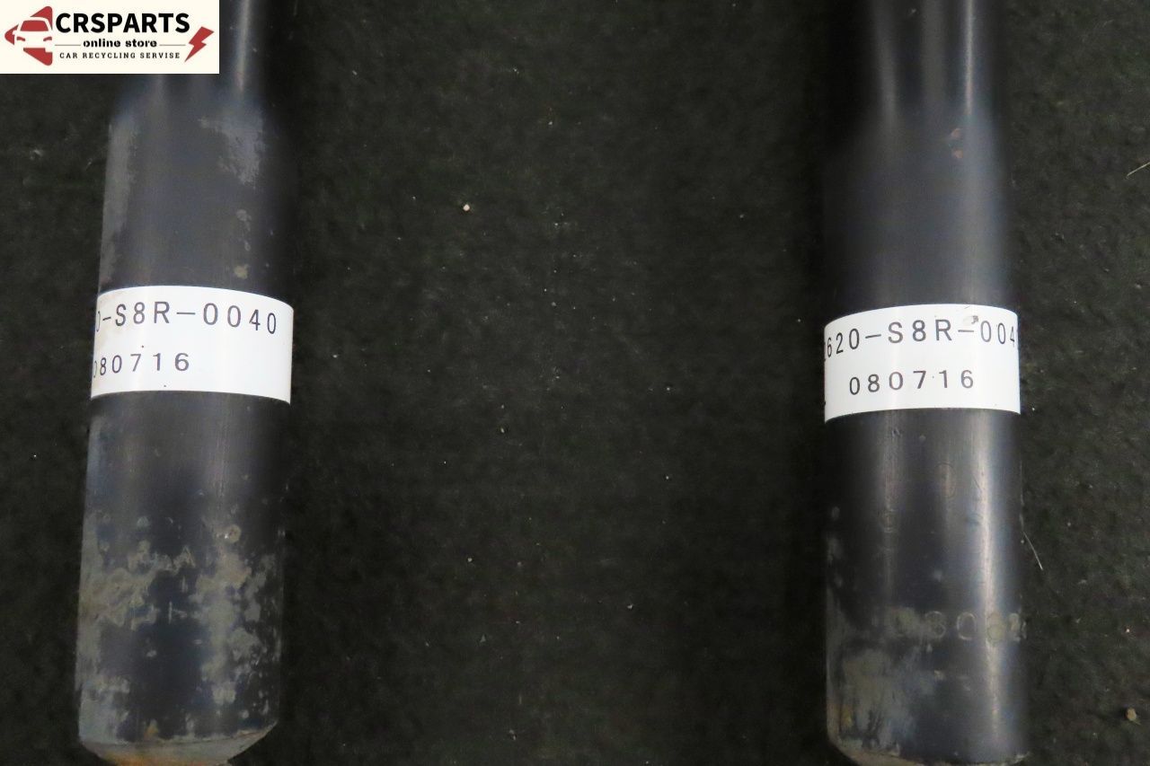 純正 ストラット