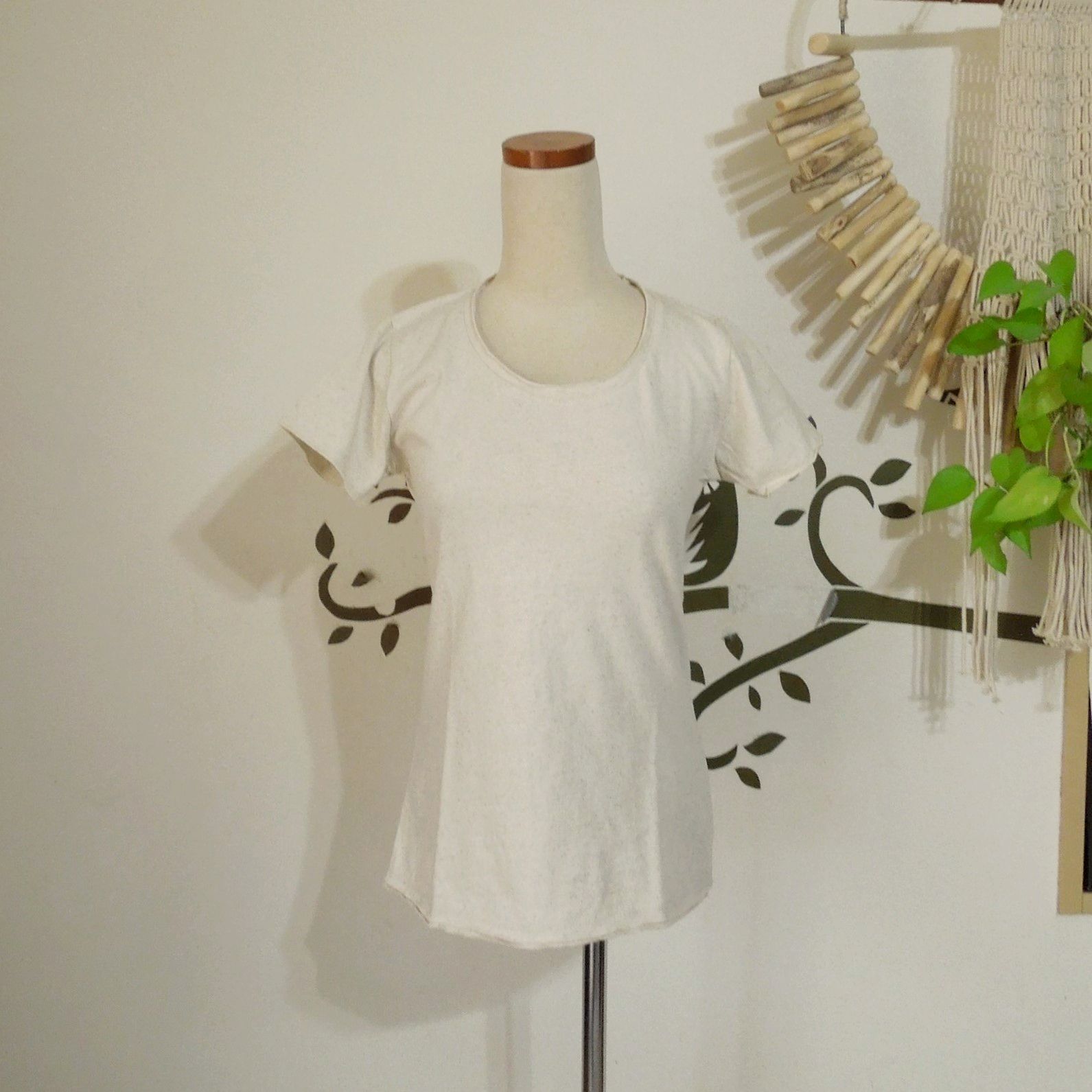 asana ヘンプコットン スリムTee・草木染めチーク asana ヘンプコットン スリムTee・草木染めチーク Tシャツ holy