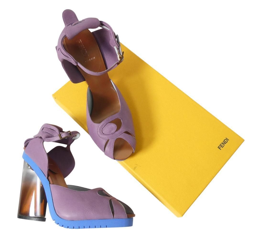 新品同様 FENDI フェンディ サイズ36.5 約23.5㎝ レザー クリスタル