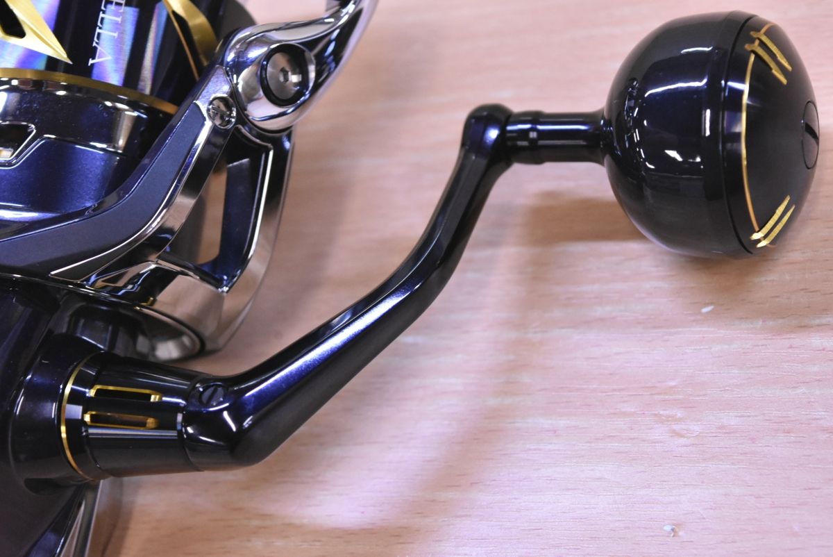 スピニングリール