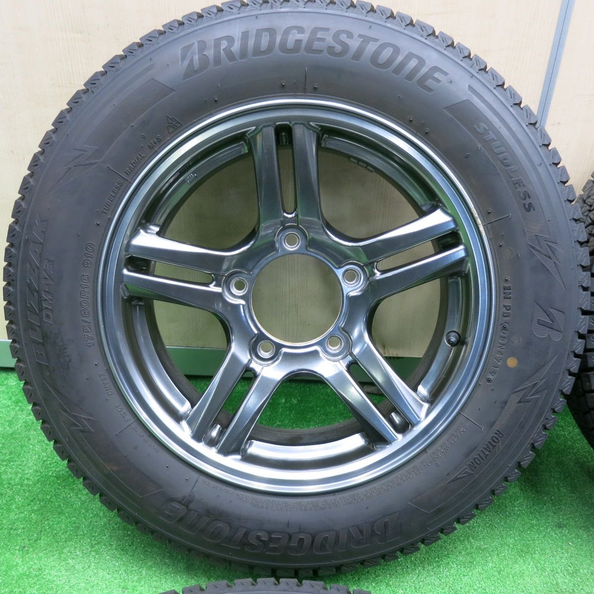 ブリヂストン BLIZZAK DM-V3 175/80R16 中古4本セット