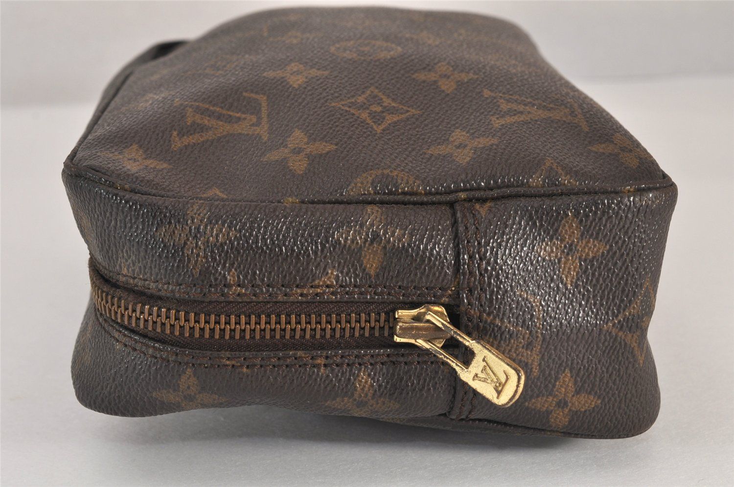 ✨️極美品 ルイヴィトン トゥルース トワレット23 モノグラム クラッチバッグ LOUIS VUITTON ルイ ヴィトン モノグラム トゥルース トワレット