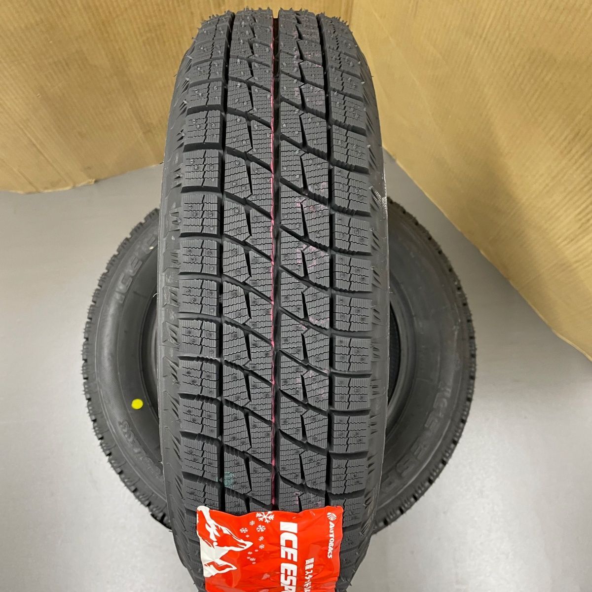 155/65R13 73Q スタッドレスタイヤ 2023年製造 アイスエスポルテ