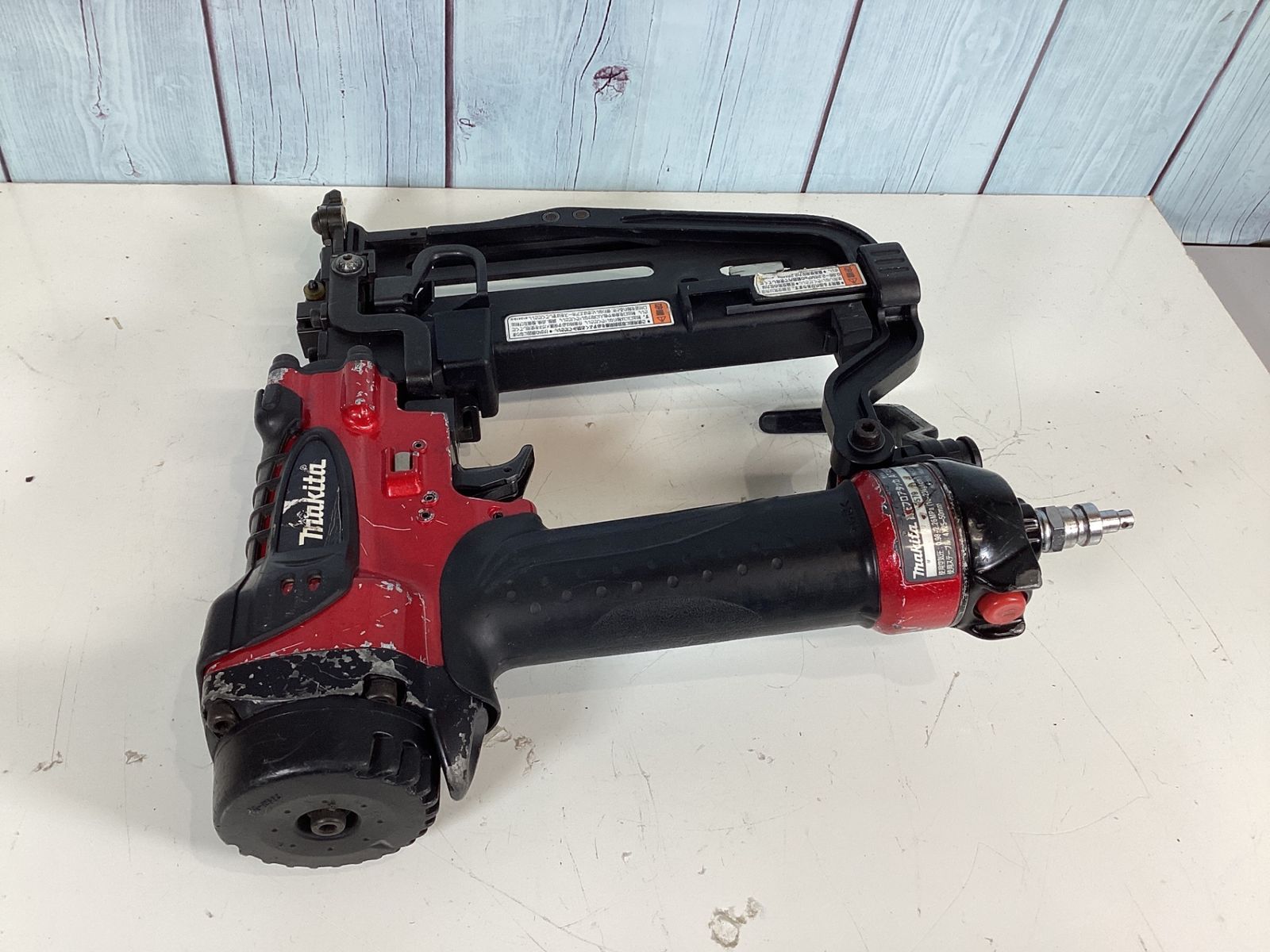 makita 高圧フロアタッカ