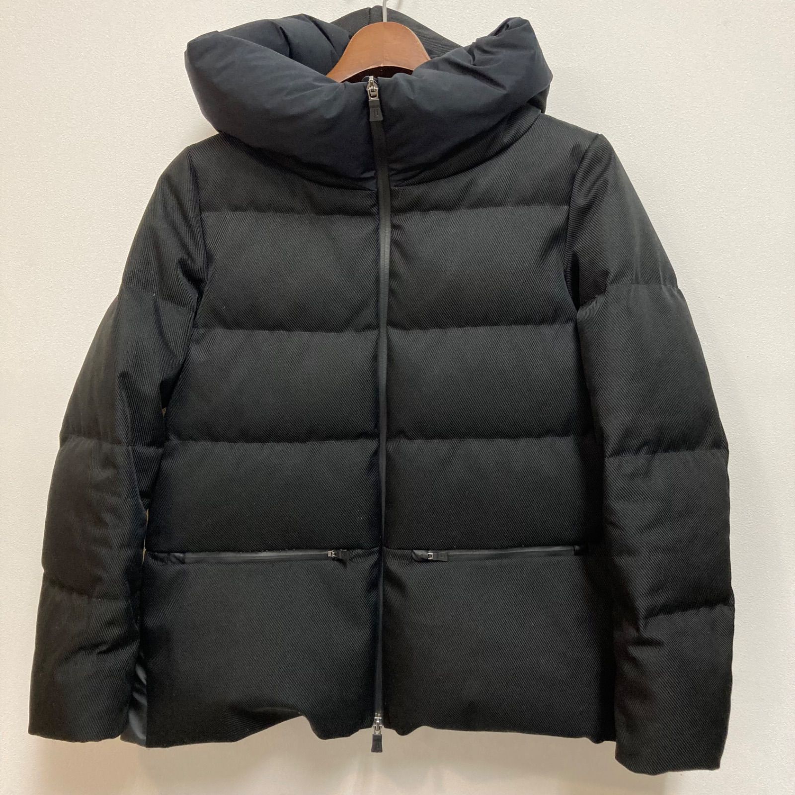 美品】 HERNO ヘルノ Laminar ラミナー ダウンジャケット 黒 ブラック