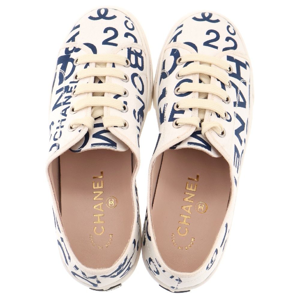 CHANEL (シャネル) ロゴ スニーカー#37 ホワイト×ネイビー バイカラー