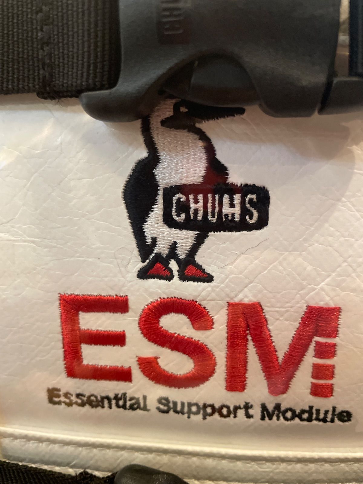 ESM×CHUMS